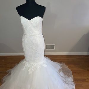 Nouvelle Amsale Wedding Dress! AMAZING QUALITY